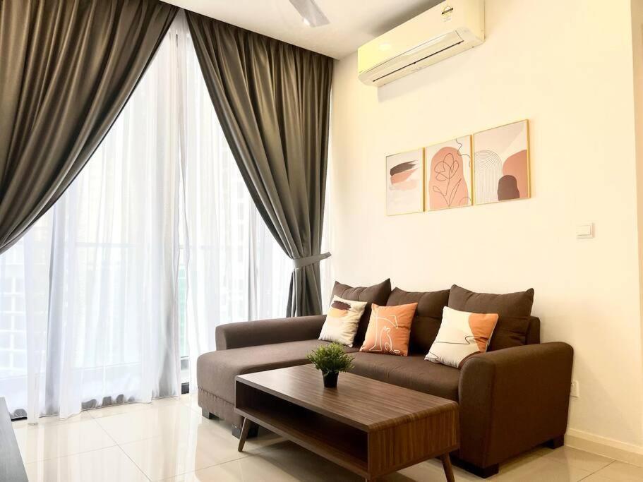 Walk To Legoland, D'Pristine Medini Apartment Nusajaya  Exterior photo