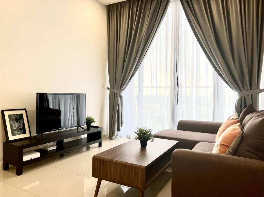 Walk To Legoland, D'Pristine Medini Apartment Nusajaya  Exterior photo