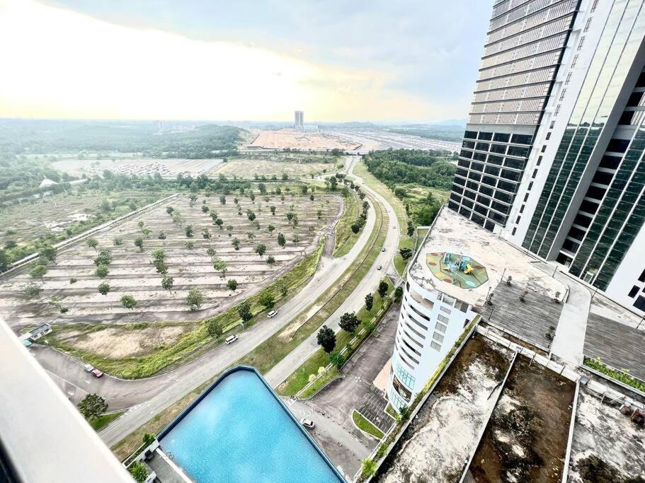 Walk To Legoland, D'Pristine Medini Apartment Nusajaya  Exterior photo