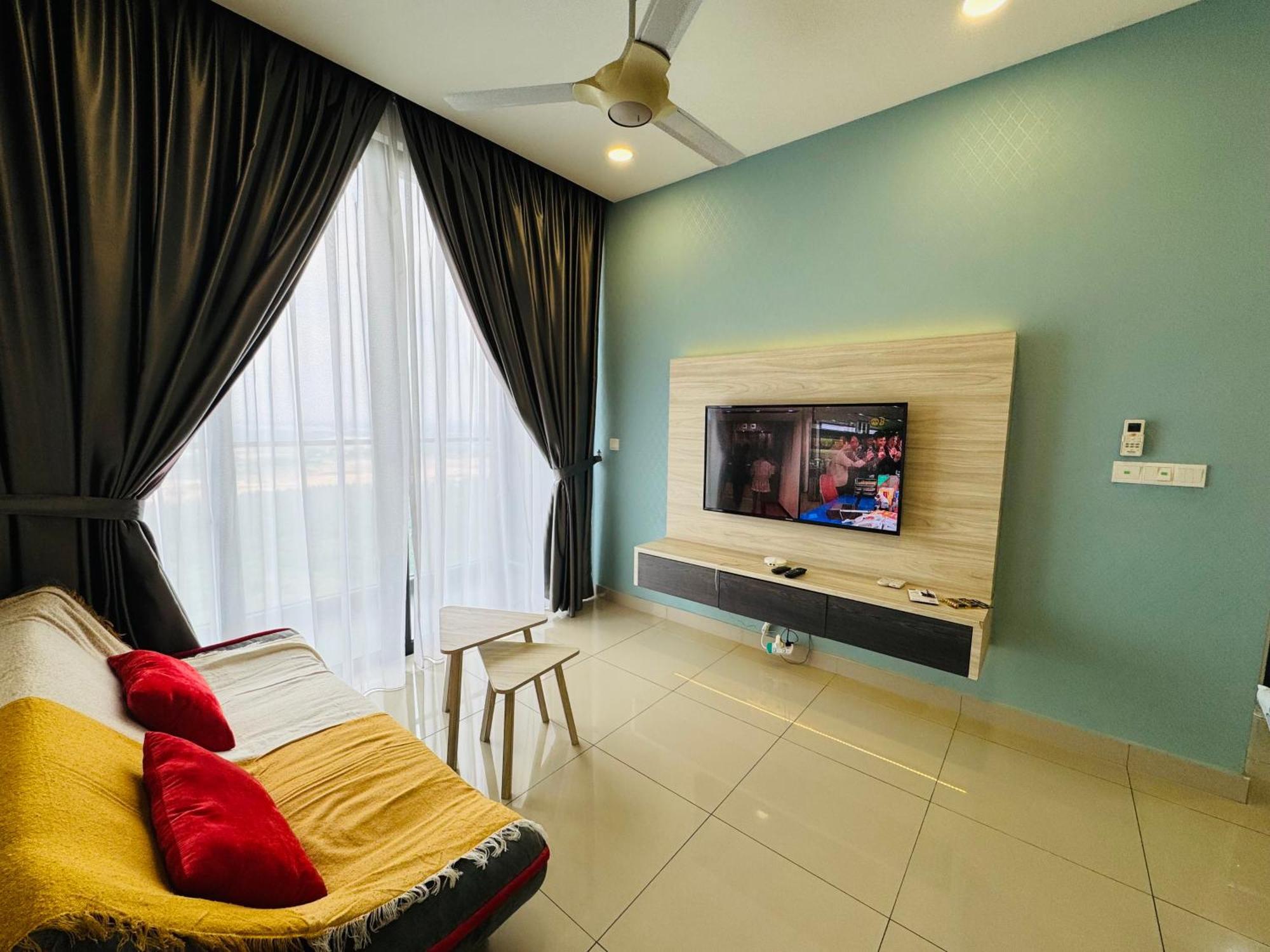 Walk To Legoland, D'Pristine Medini Apartment Nusajaya  Exterior photo