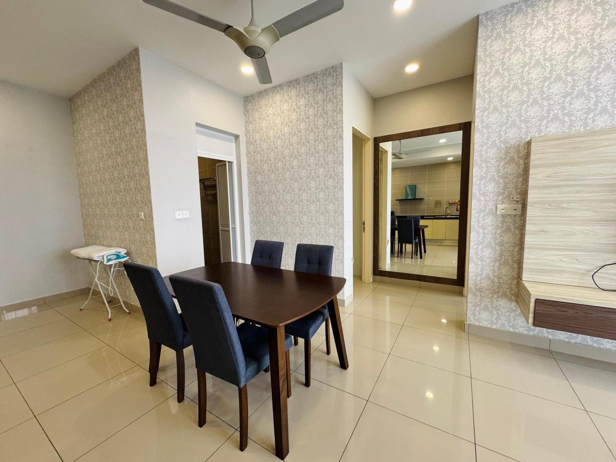 Walk To Legoland, D'Pristine Medini Apartment Nusajaya  Exterior photo